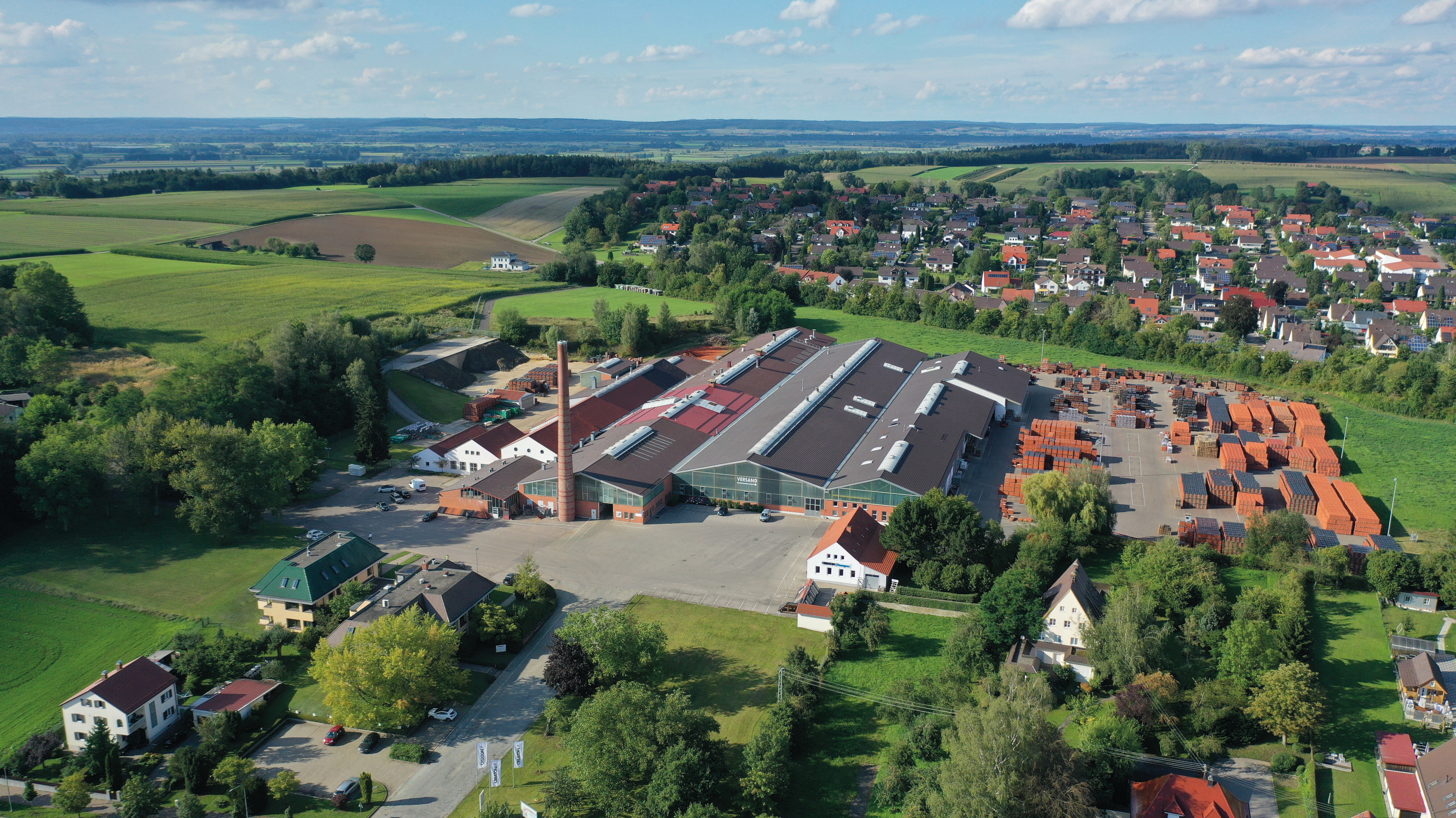 Auch am Standort Wertingen wird in die Zukunftsfähigkeit der Werke investiert.